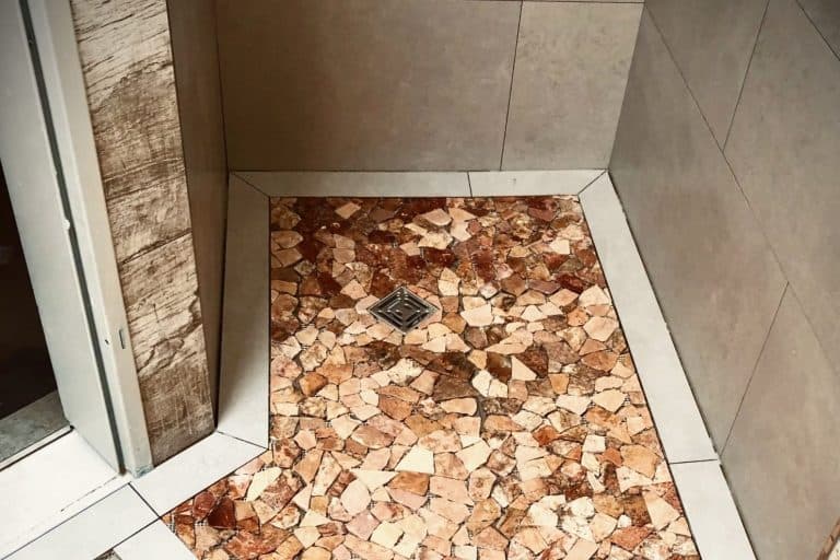 Natursteinarbeiten und Mosaik